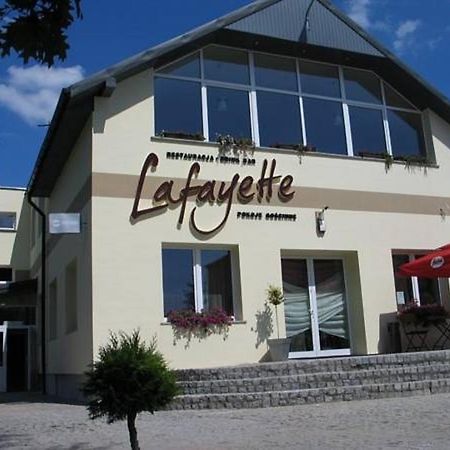 Restauracja Lafayette Pokoje Goscinne Zelow Exterior photo